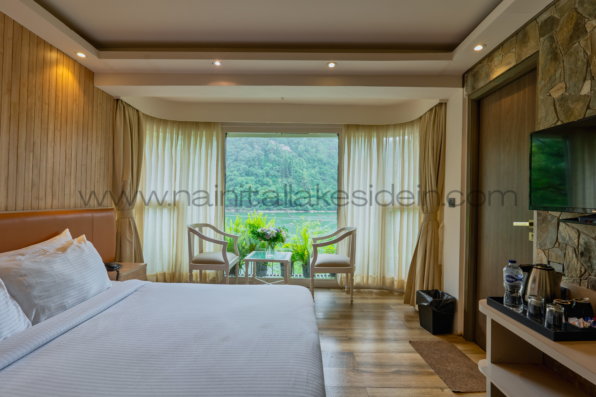 Image of Maple Room at LakeSide Inn